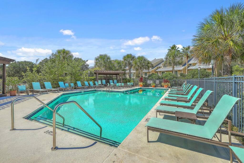 New Listing! Linkside Court 21 - Tennis/Pickleball view 5