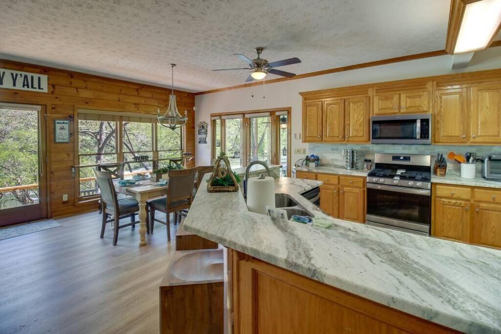 Riverfront Home w Gameroom & Screened Porch view 5
