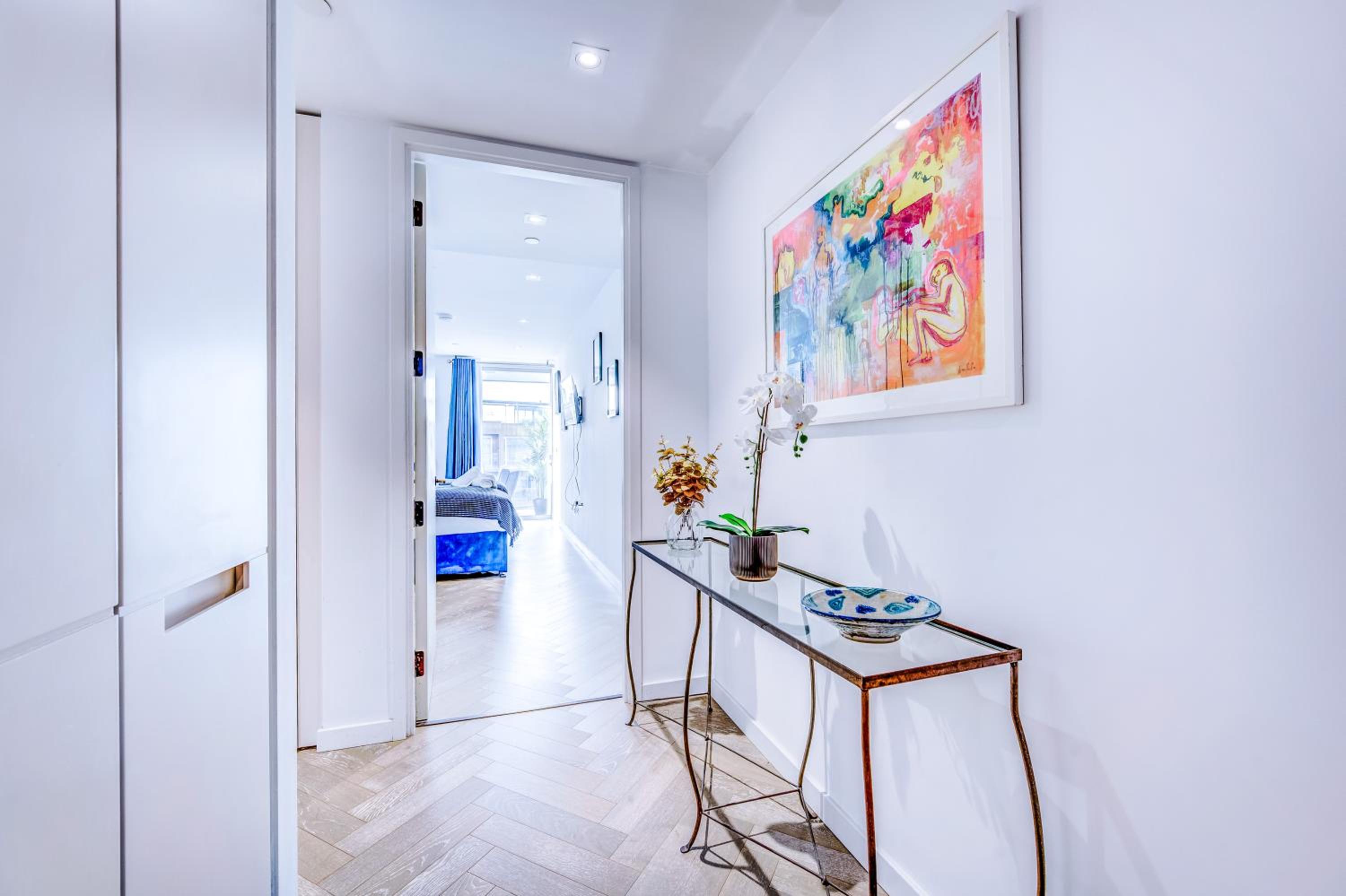 Stunning 2-Bed Apartment in London by 53 Degrees Property, City Centre, Amazing views!