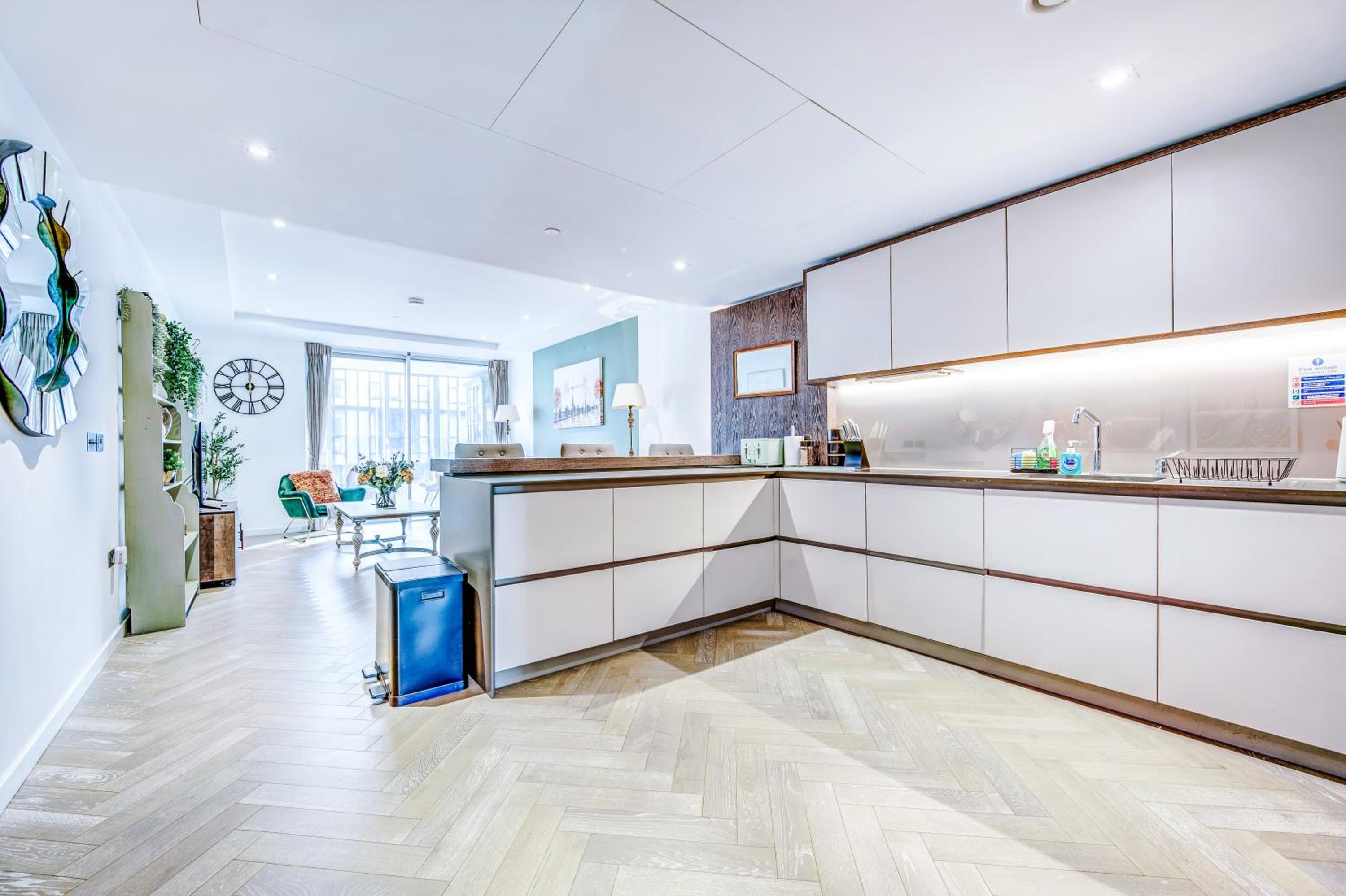 Stunning 2-Bed Apartment in London by 53 Degrees Property, City Centre, Amazing views!