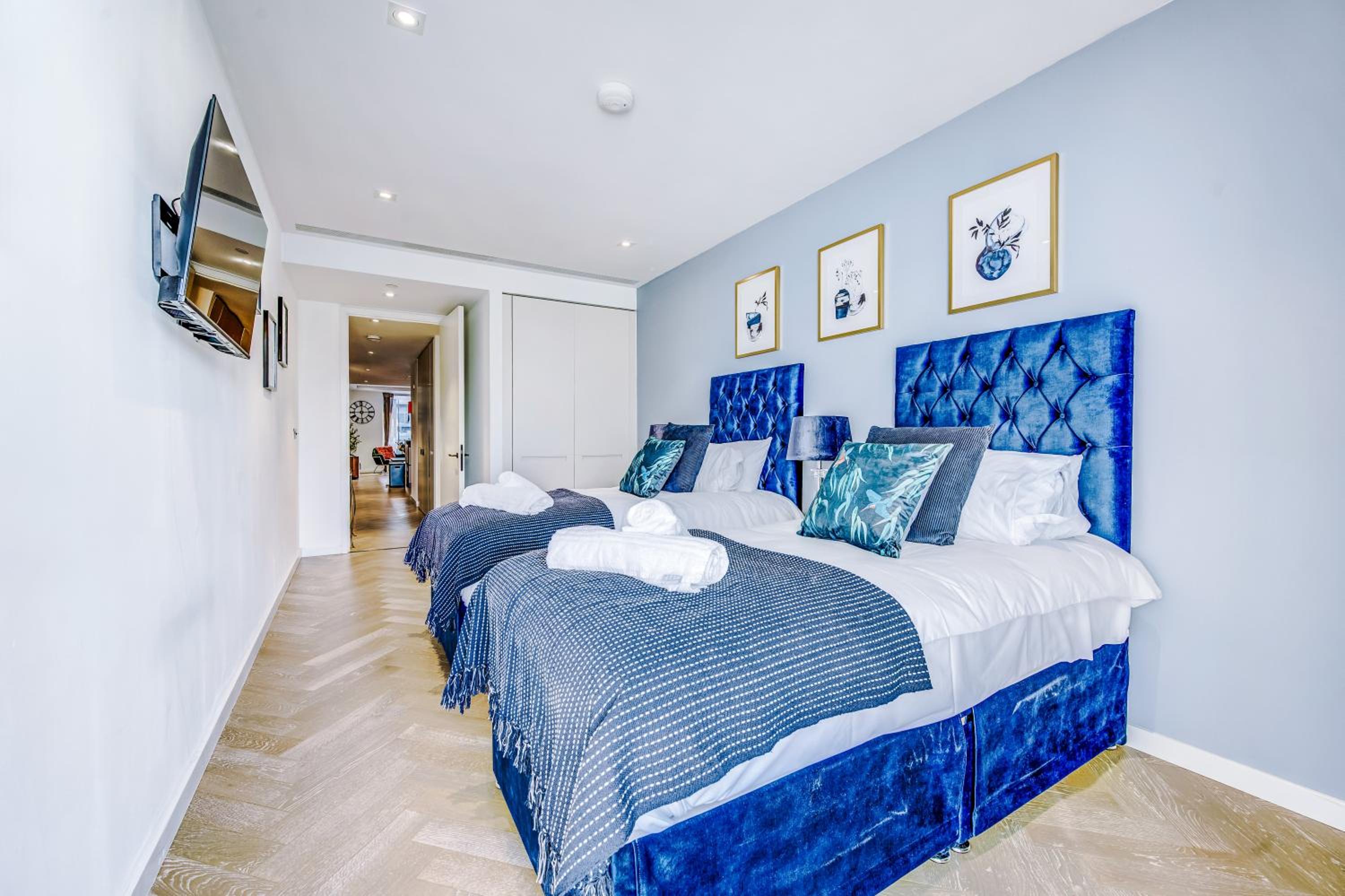 Stunning 2-Bed Apartment in London by 53 Degrees Property, City Centre, Amazing views!