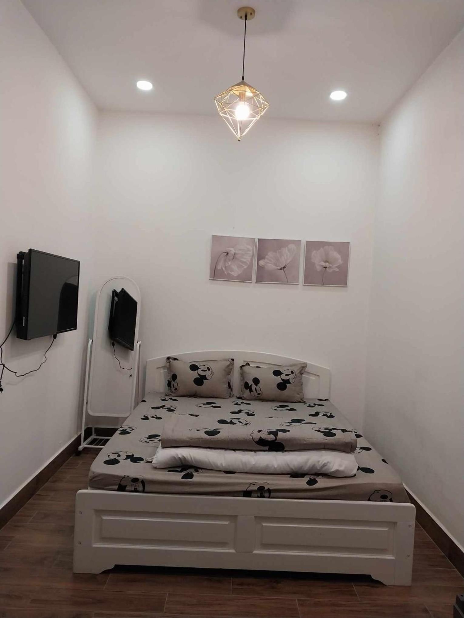 Moon Sweet House view 3