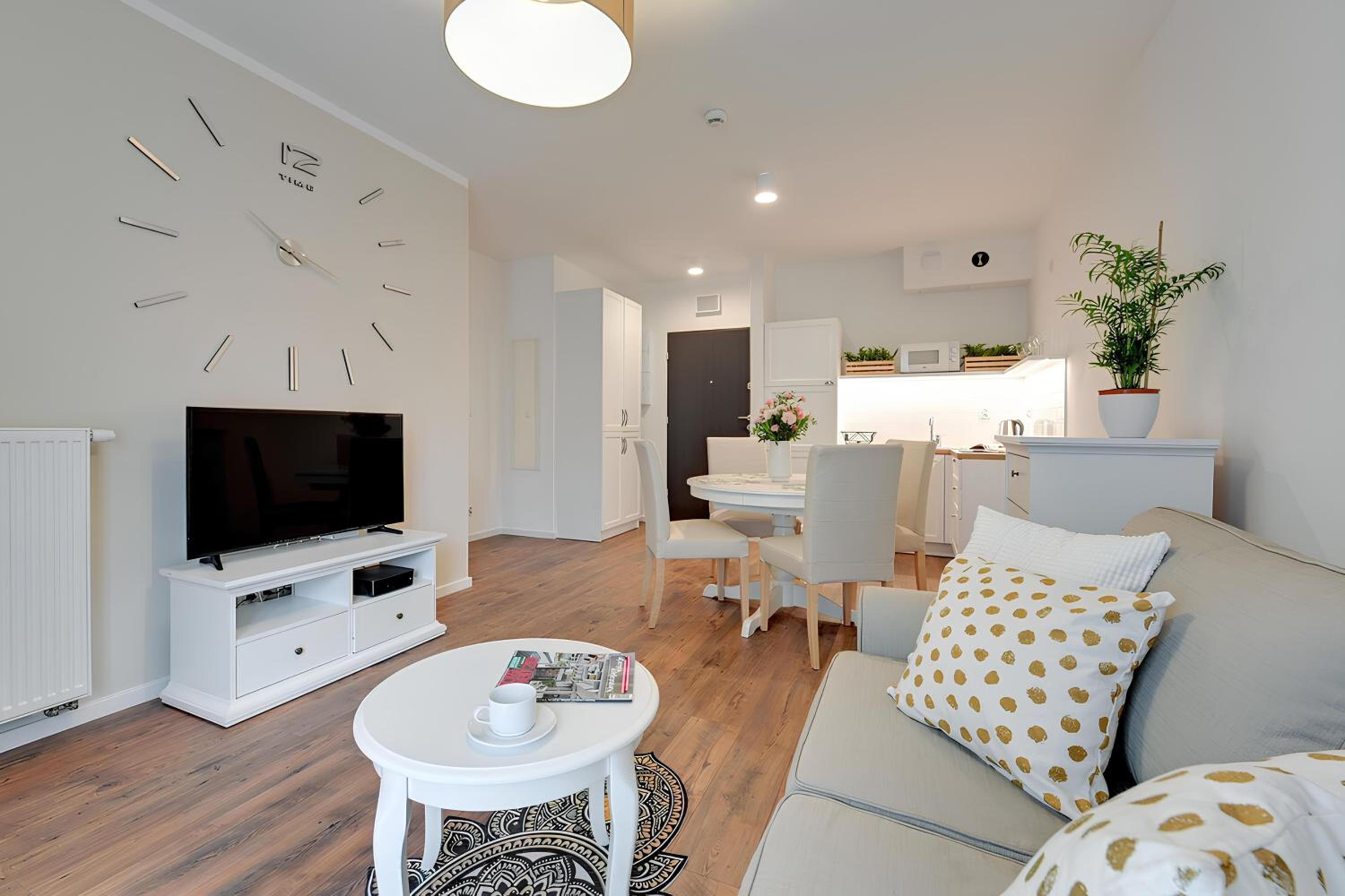 Seaside Apartments Baltica Tower with Gym, Sauna & Parking