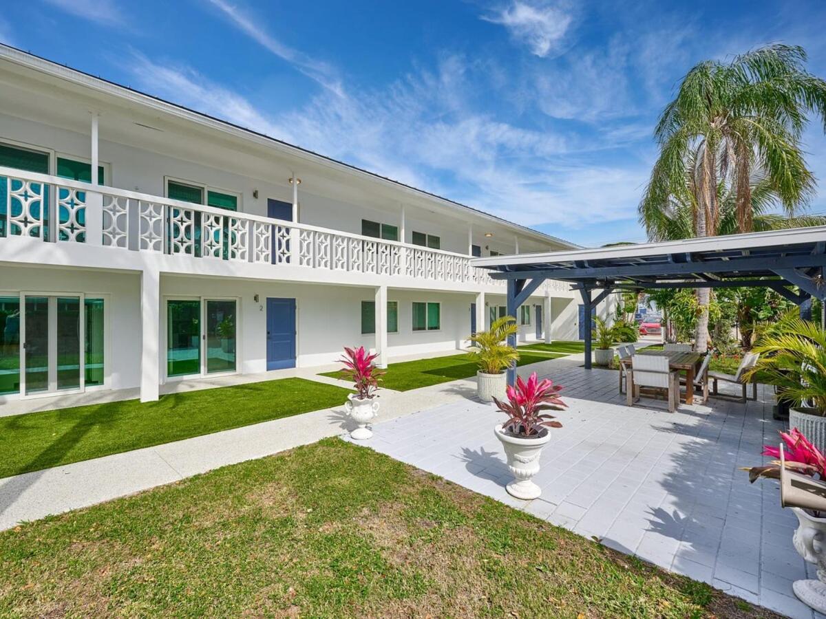 Luxurious 3 Bedroom on the Intracoastal