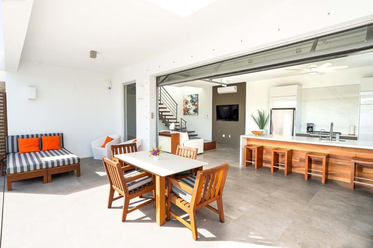 Oceanside 2 Bedroom Luxury Villa with Private Pool, 500ft from Long Bay Beach -V3
