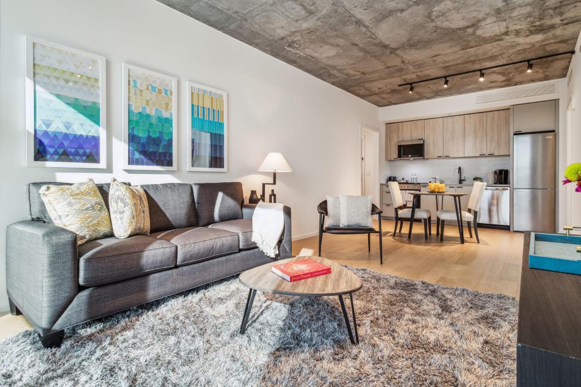 Contemporary City Living Apartments in Nashville