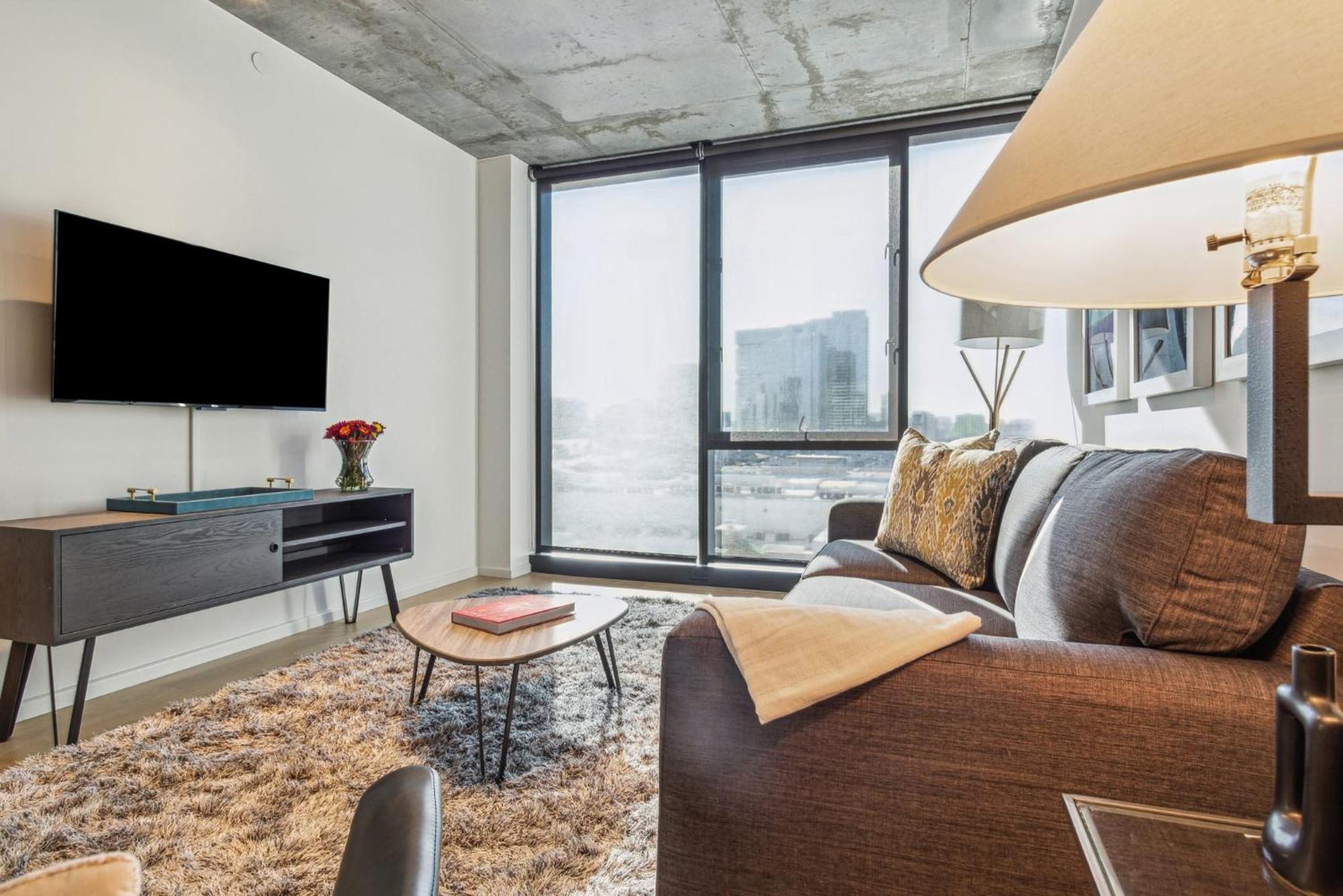 Contemporary City Living Apartments in Nashville