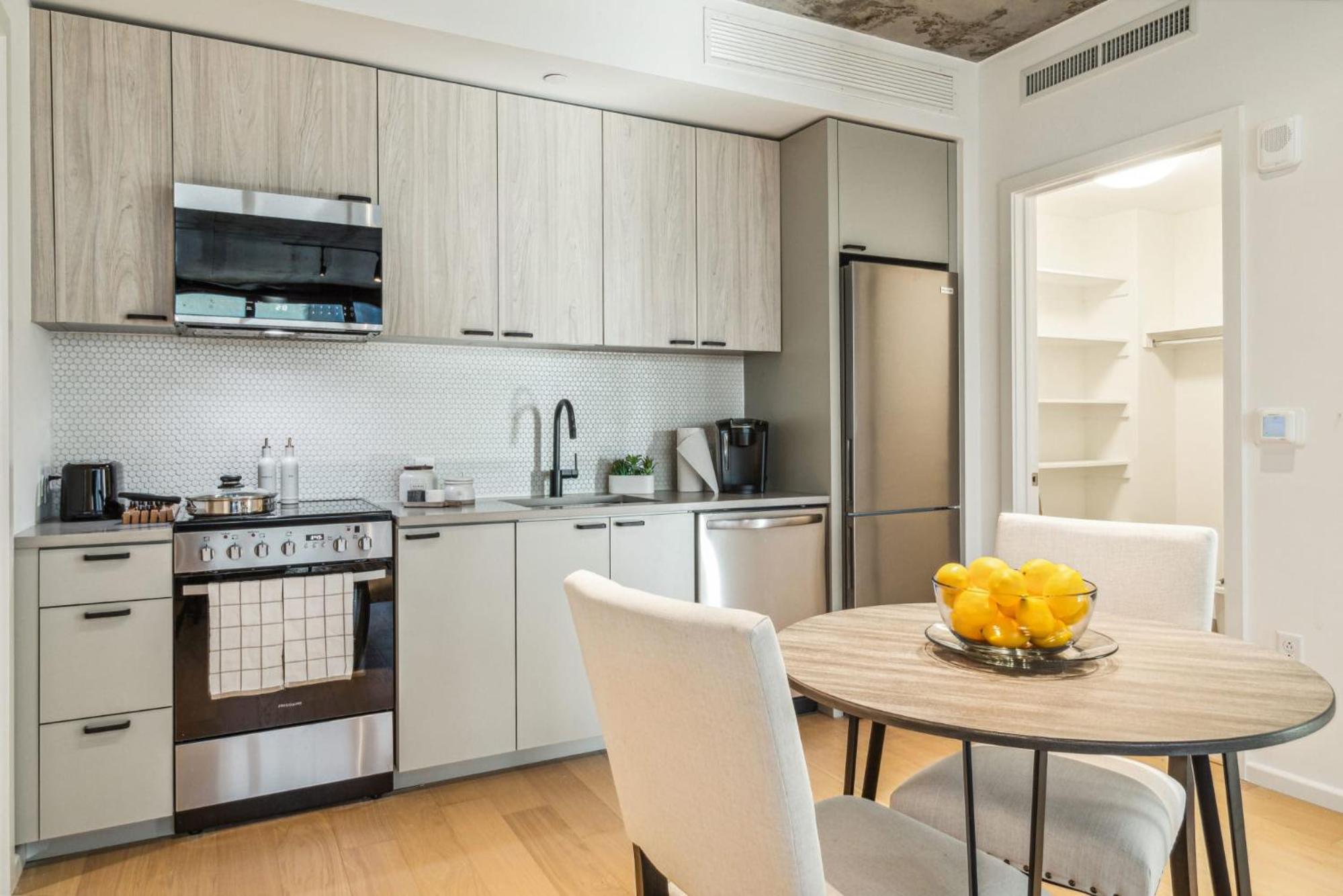 Contemporary City Living Apartments in Nashville