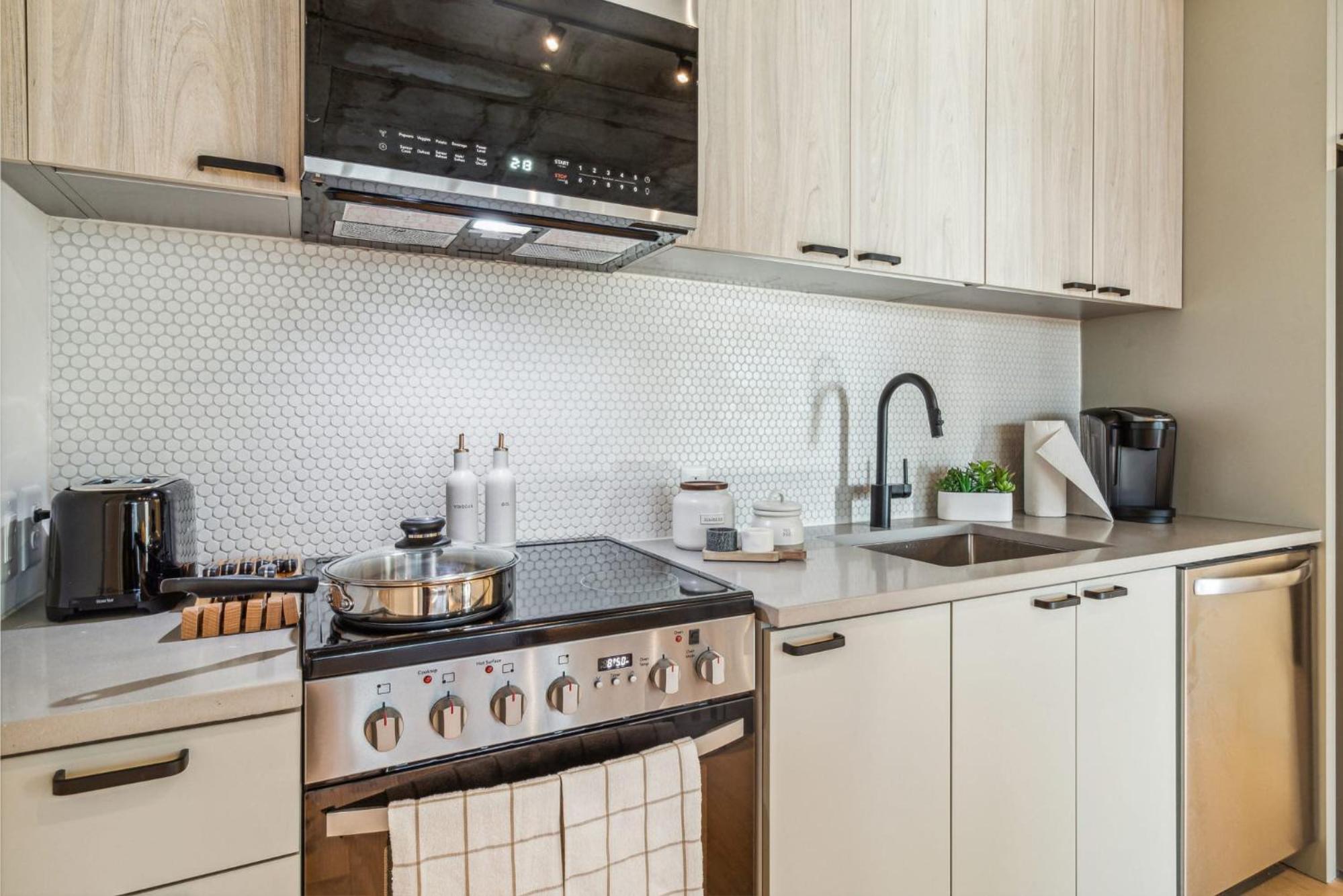 Contemporary City Living Apartments in Nashville