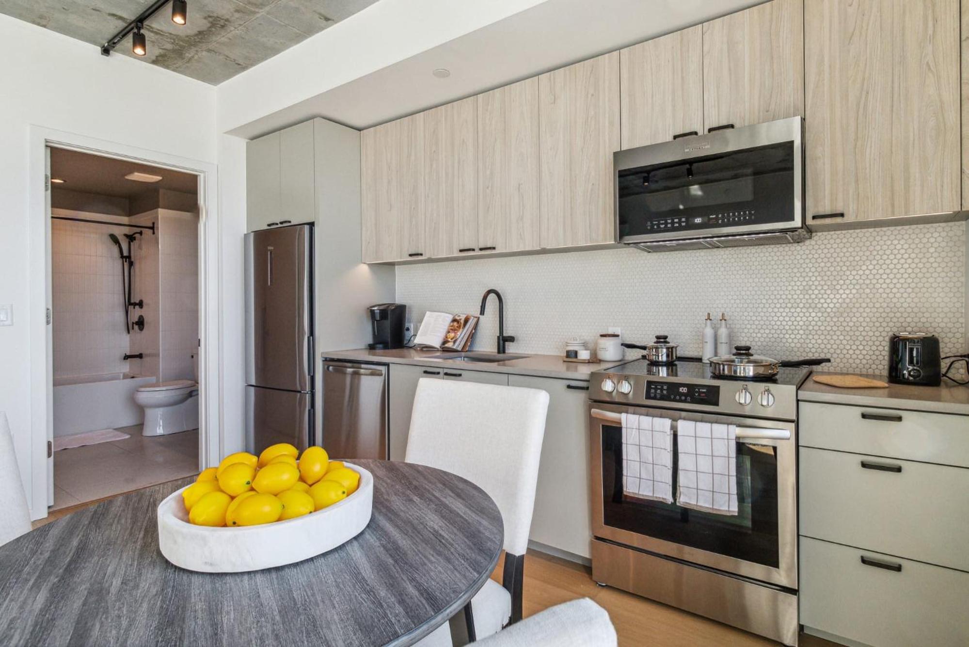 Contemporary City Living Apartments in Nashville