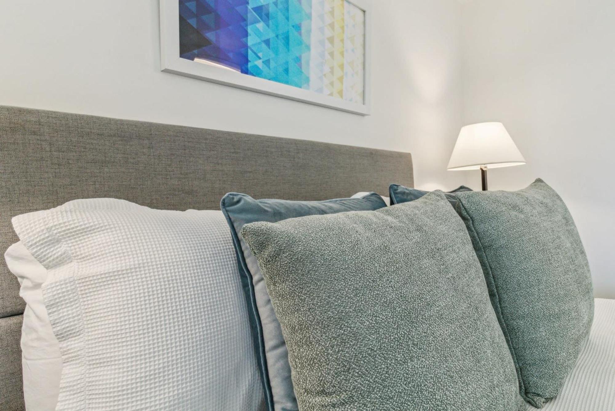 Contemporary City Living Apartments in Nashville