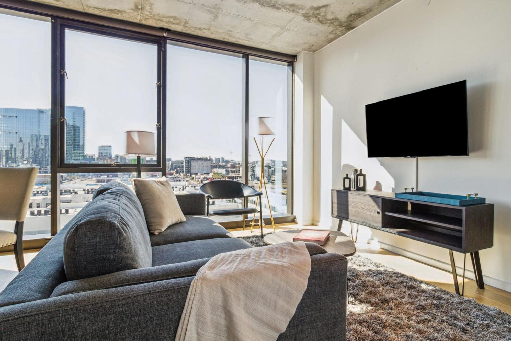 Contemporary City Living Apartments in Nashville