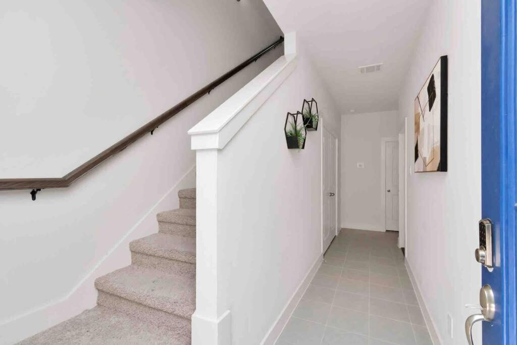 Prolific Chic Getaway Ft Style Comfort Location view 2