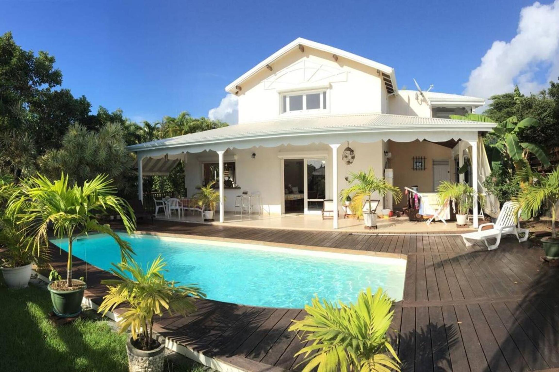 Villa de charme avec jacuzzi et piscine privee Le Gosier view 2
