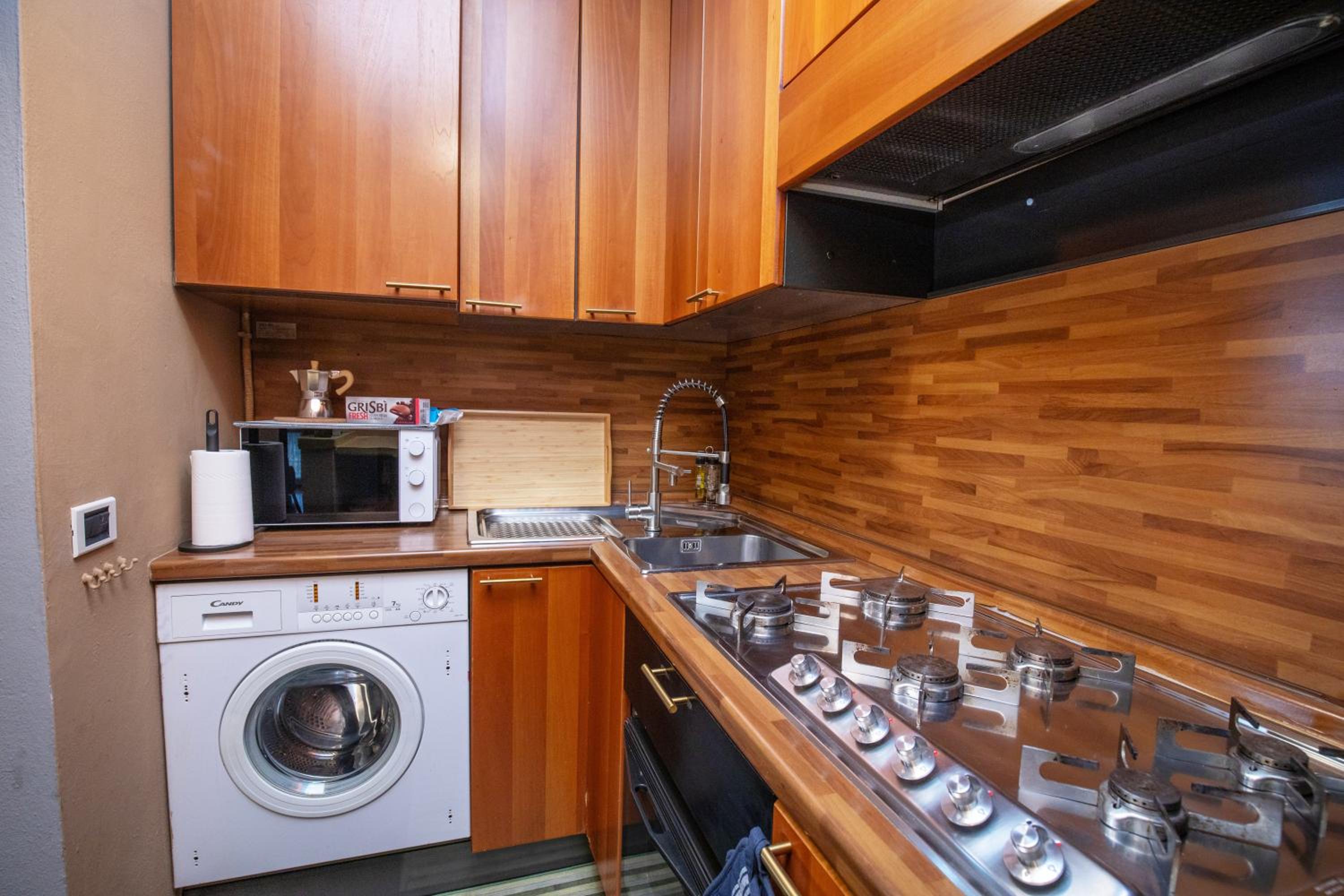 Apartment Forum V