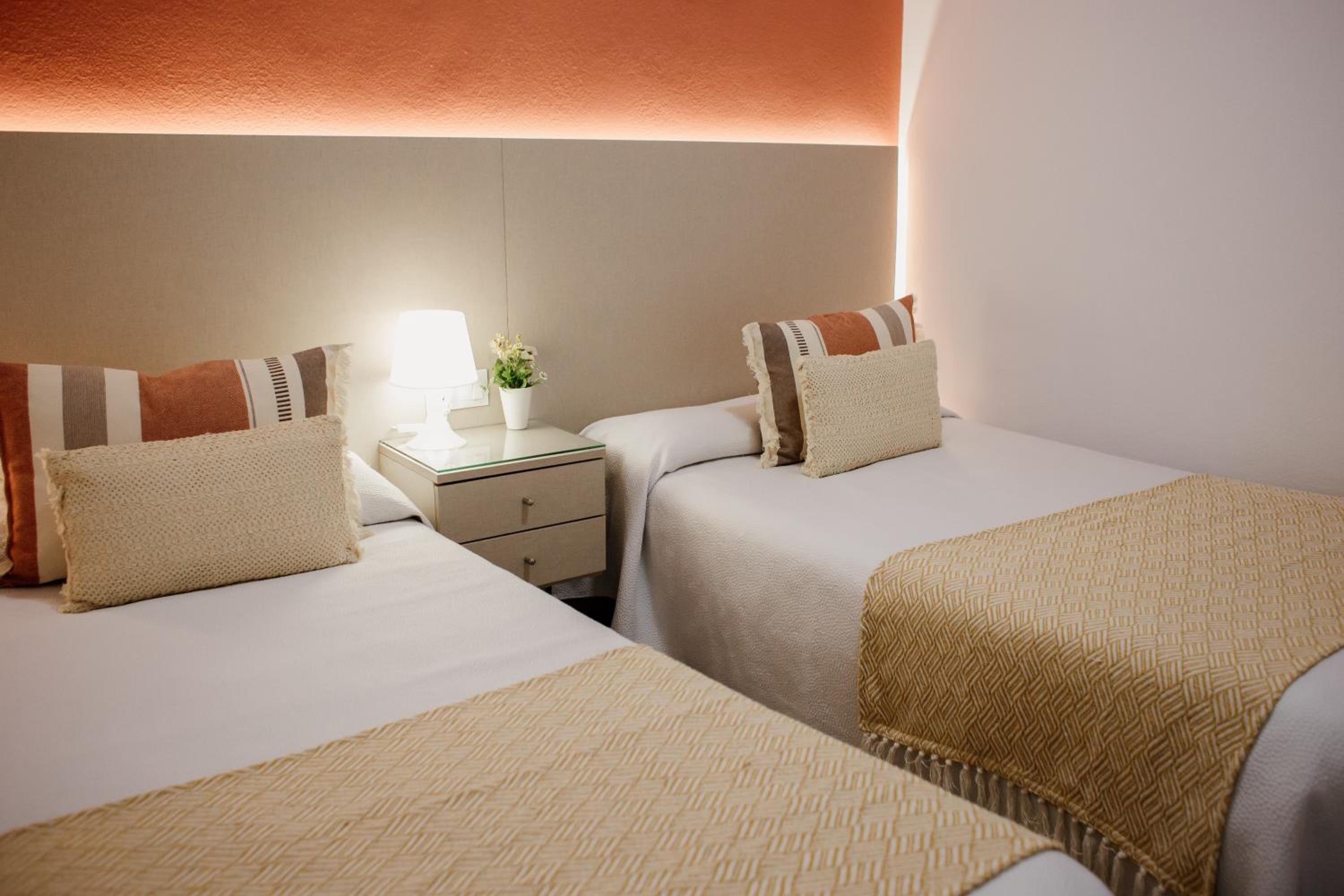Apartamentos Turisticos Mastil 16