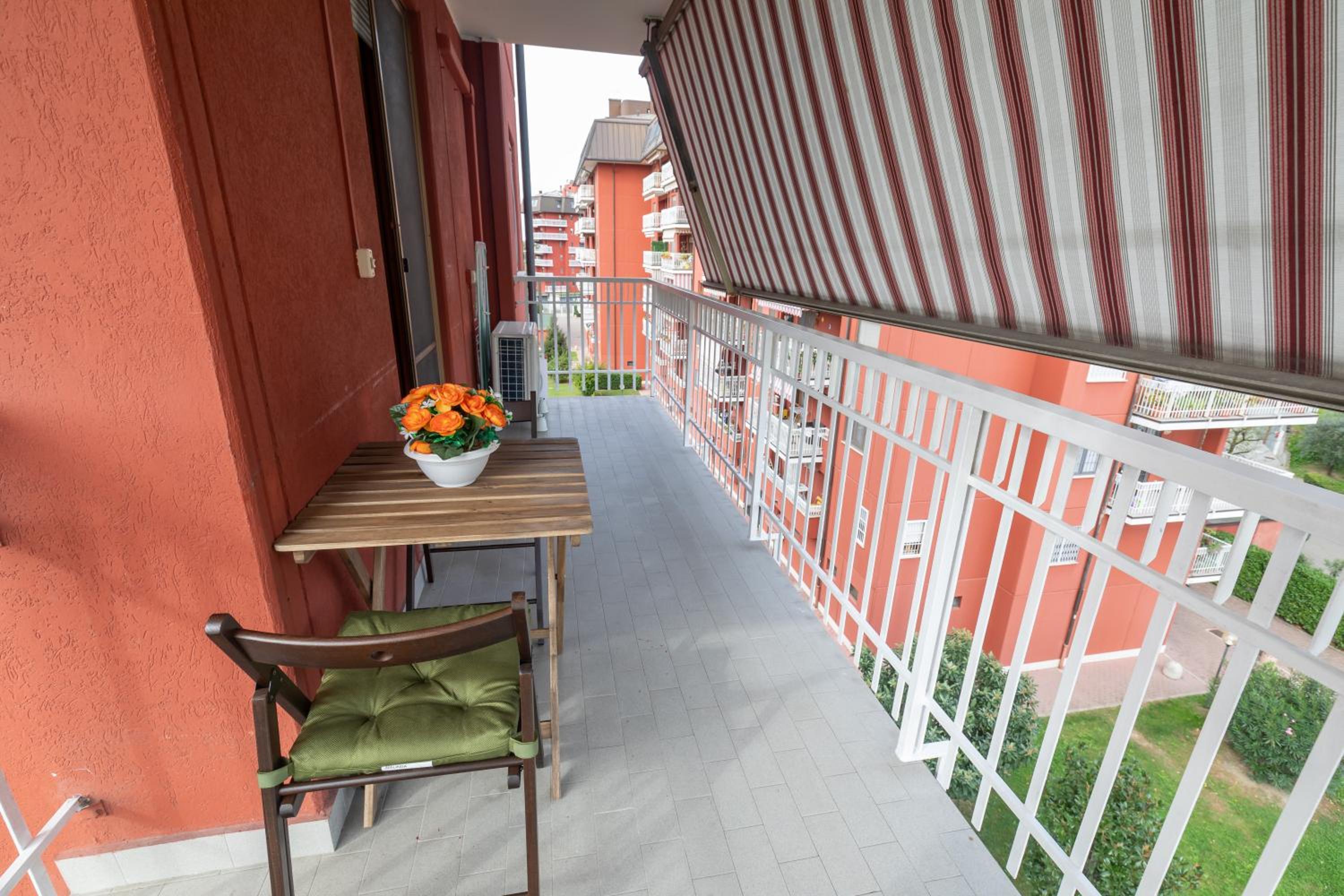 Apartment Forum V