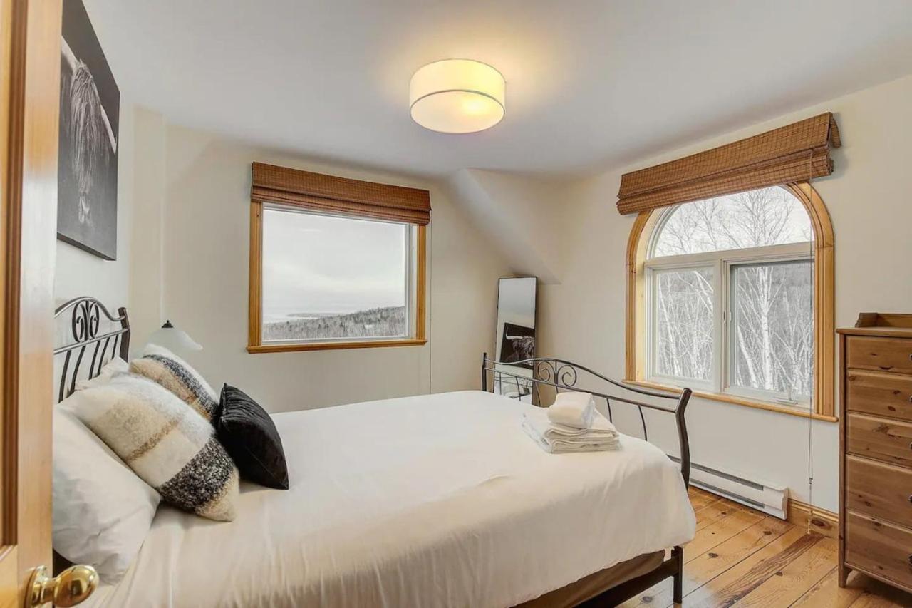 Cozy Haven with Spa & Stunning Views