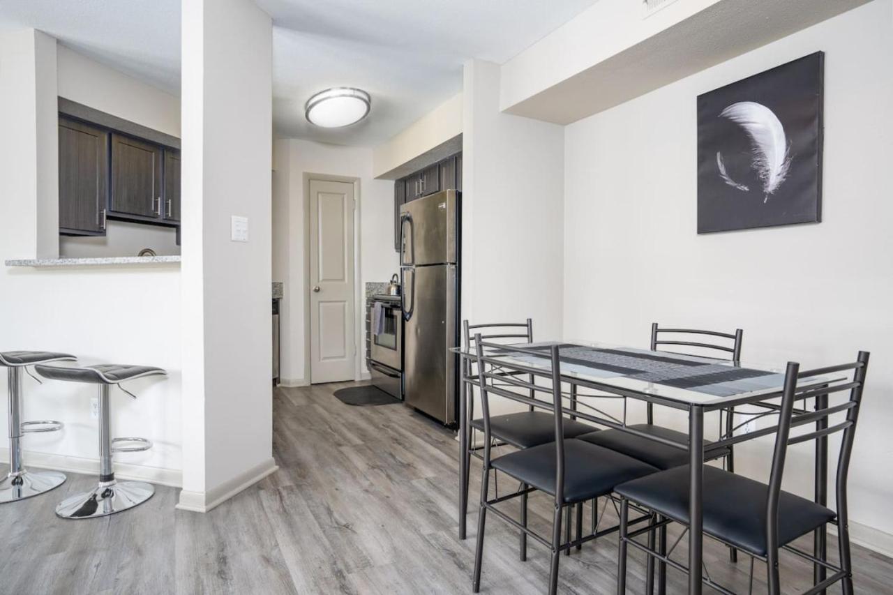 Corporate Housing by MGM - Property Image 11