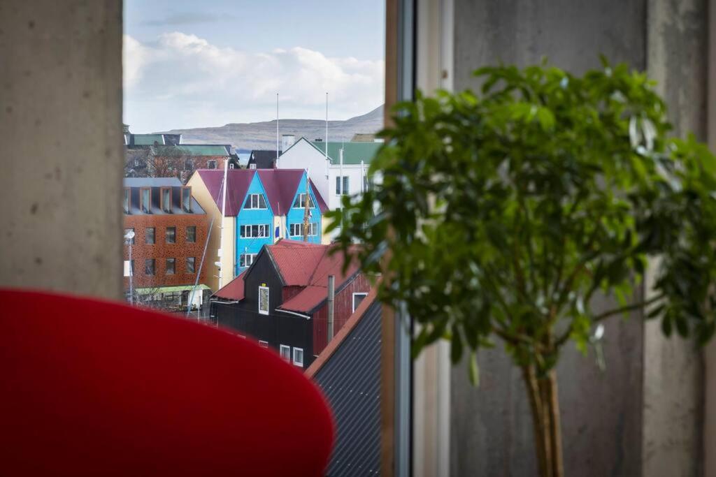 CONRADSBREKKA Luxury Top Floor Apartment in Central Tórshavn