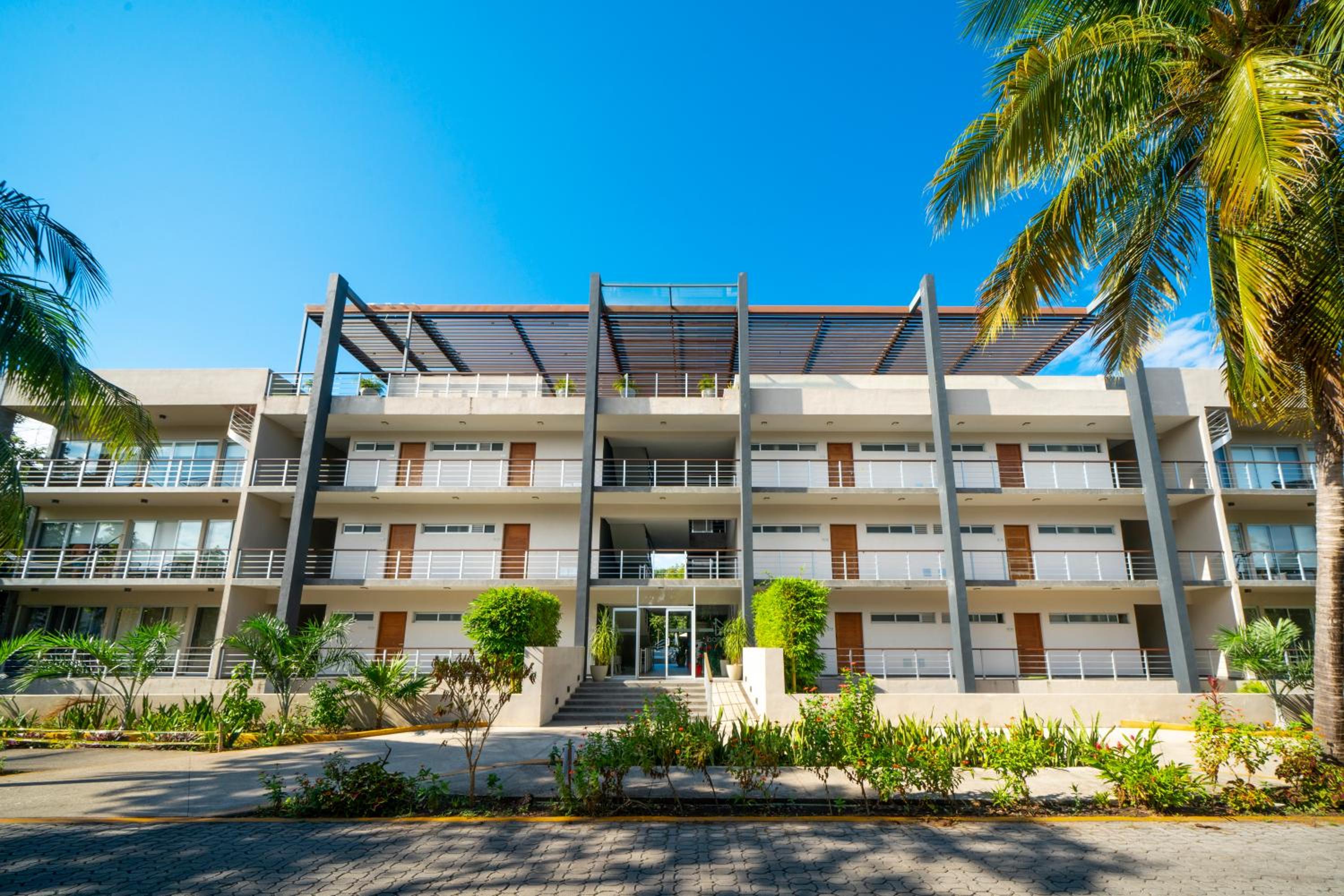 Luxury 2 Bedroom Condo with Pool - At Playacar II Bamoa