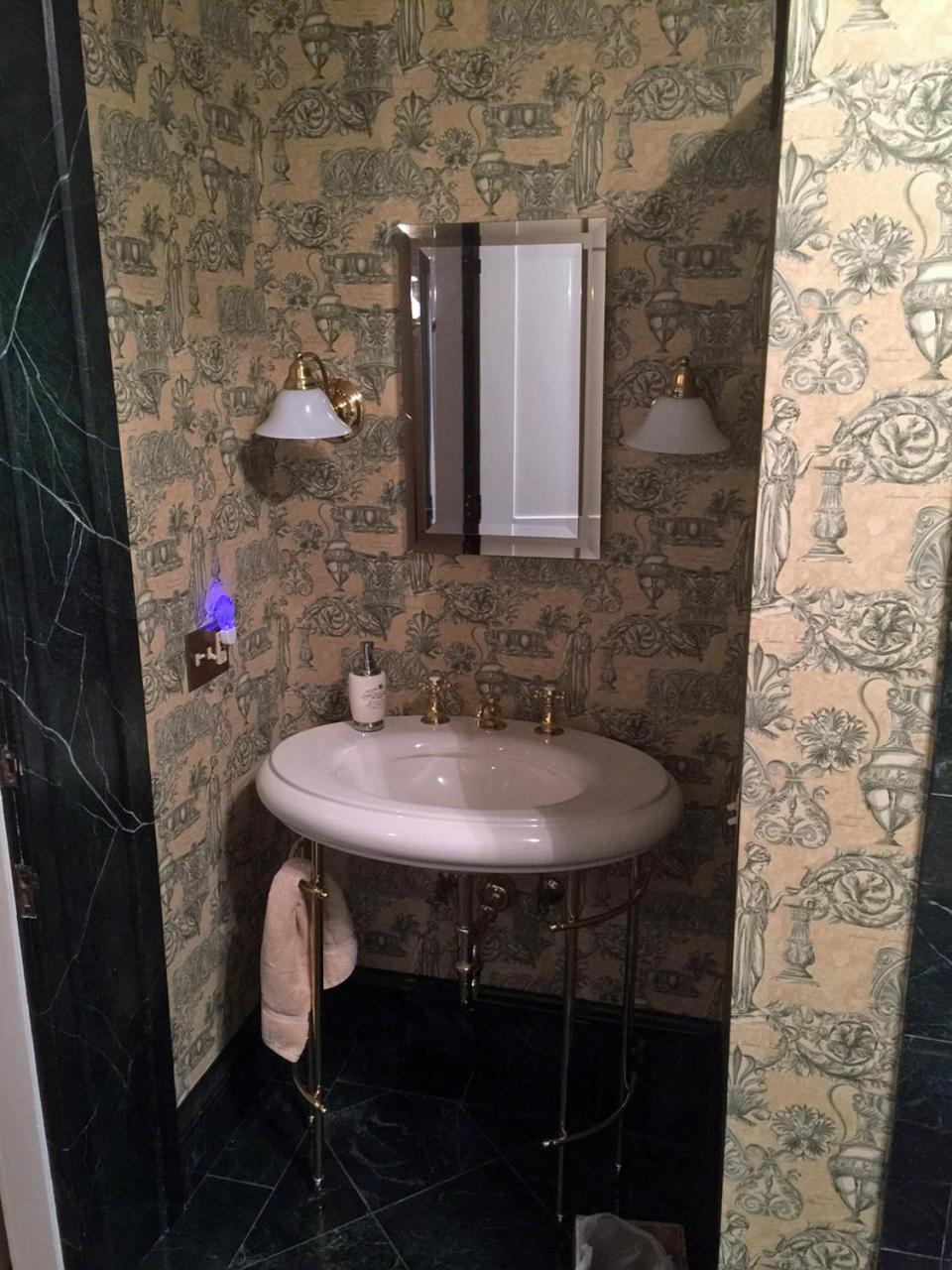 Oakcliff Bed and Breakfast