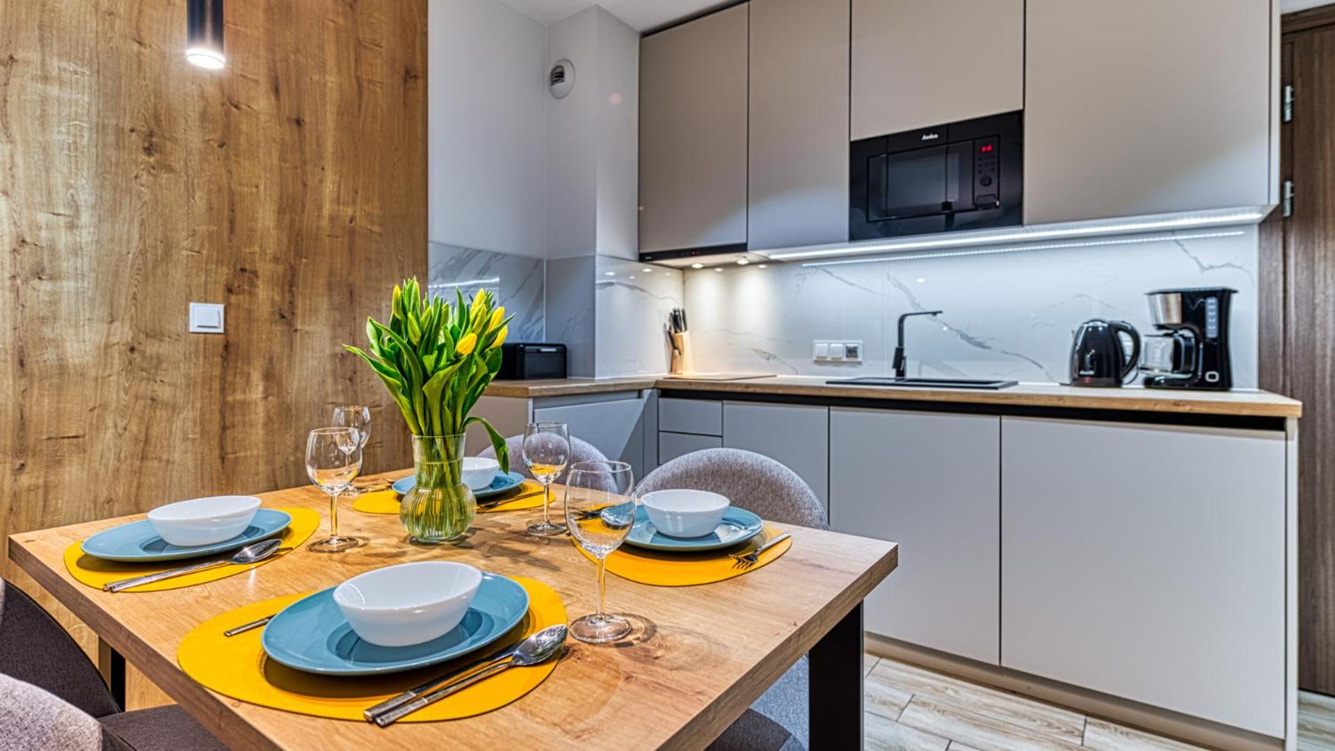 Apartamenty z basenem i saunami STONE HILL RESORT II VIP Centrum by Royal Aparts
