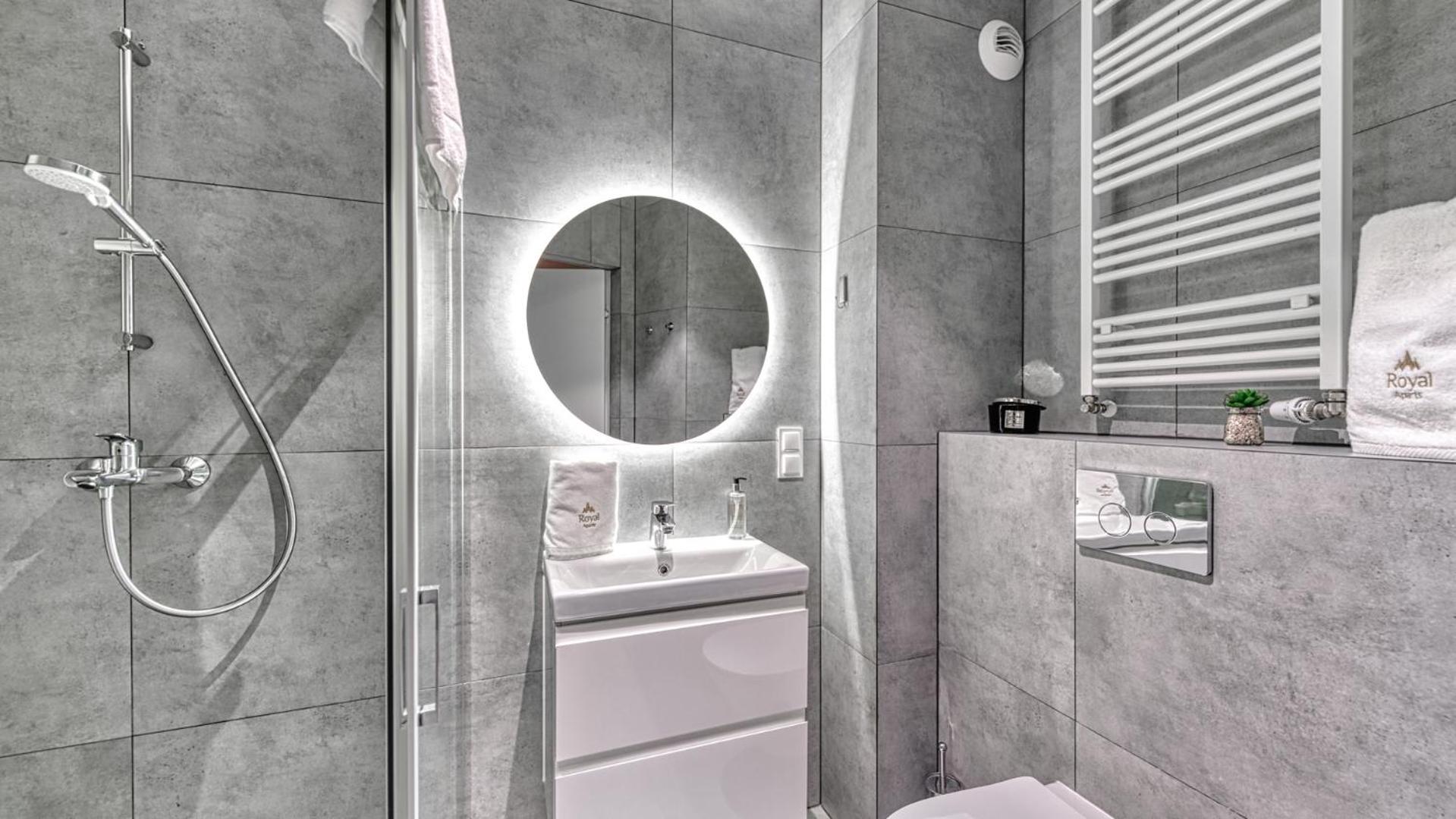 Apartamenty z basenem i saunami STONE HILL RESORT II VIP Centrum by Royal Aparts
