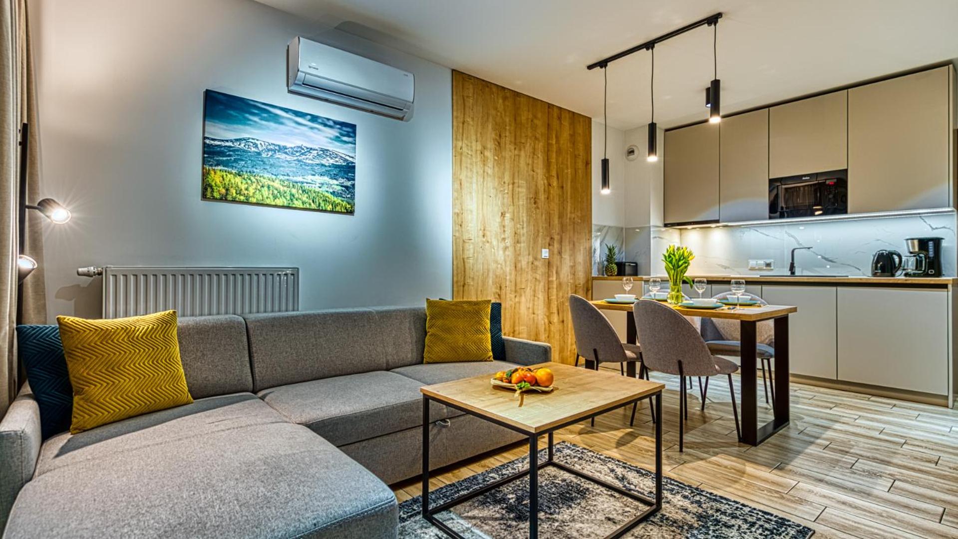 Apartamenty z basenem i saunami STONE HILL RESORT II VIP Centrum by Royal Aparts