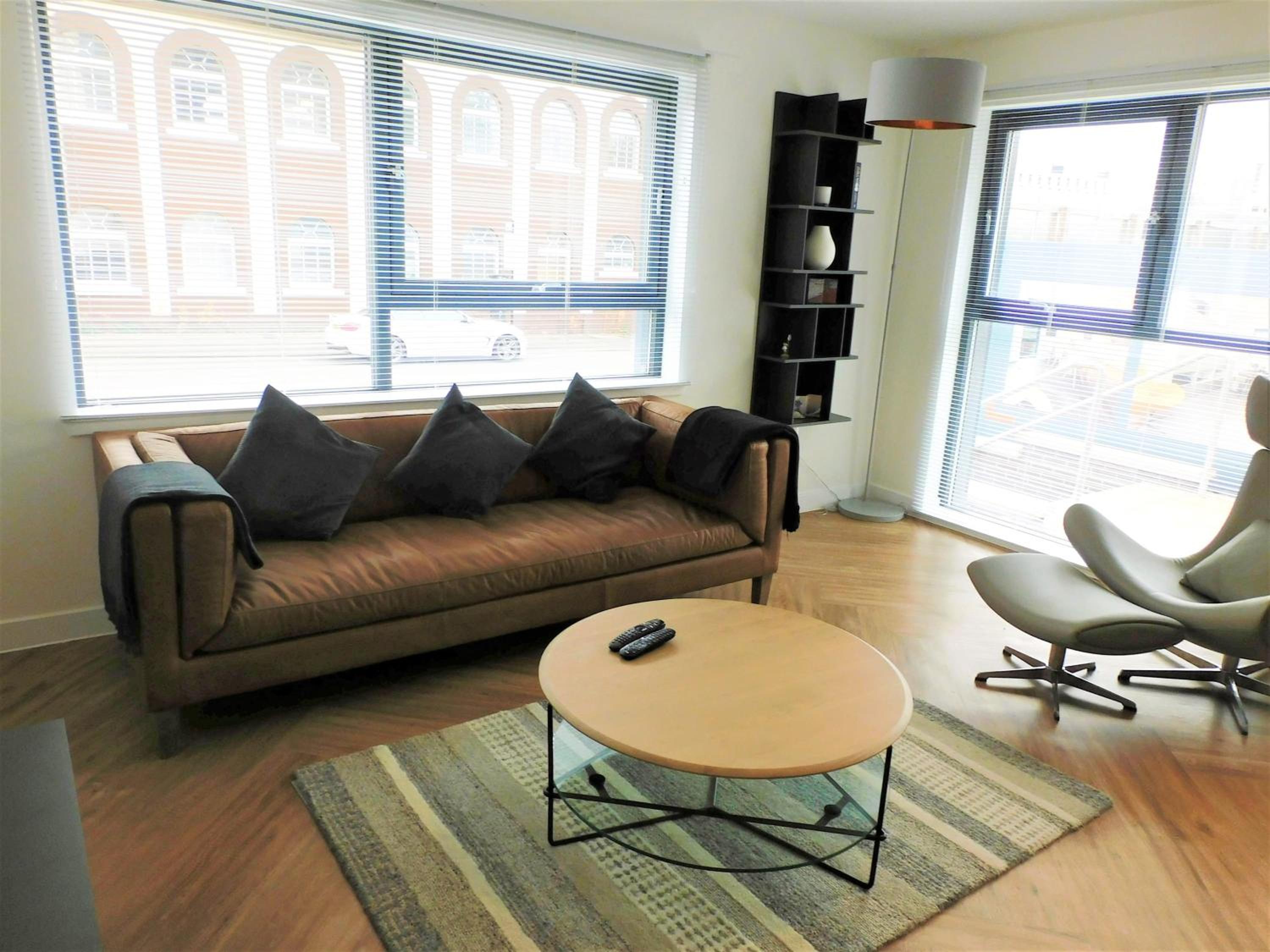 Brand new gorgeous 2 bed Apt in Finnieston view 4