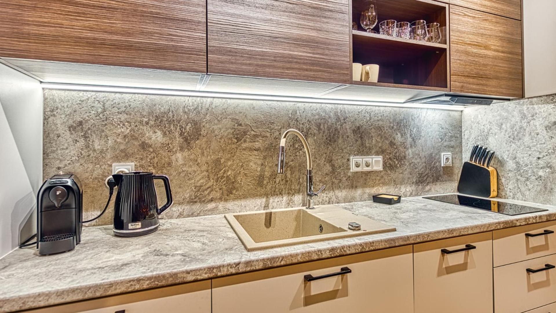 Apartamenty z basenem i saunami STONE HILL RESORT II VIP Centrum by Royal Aparts