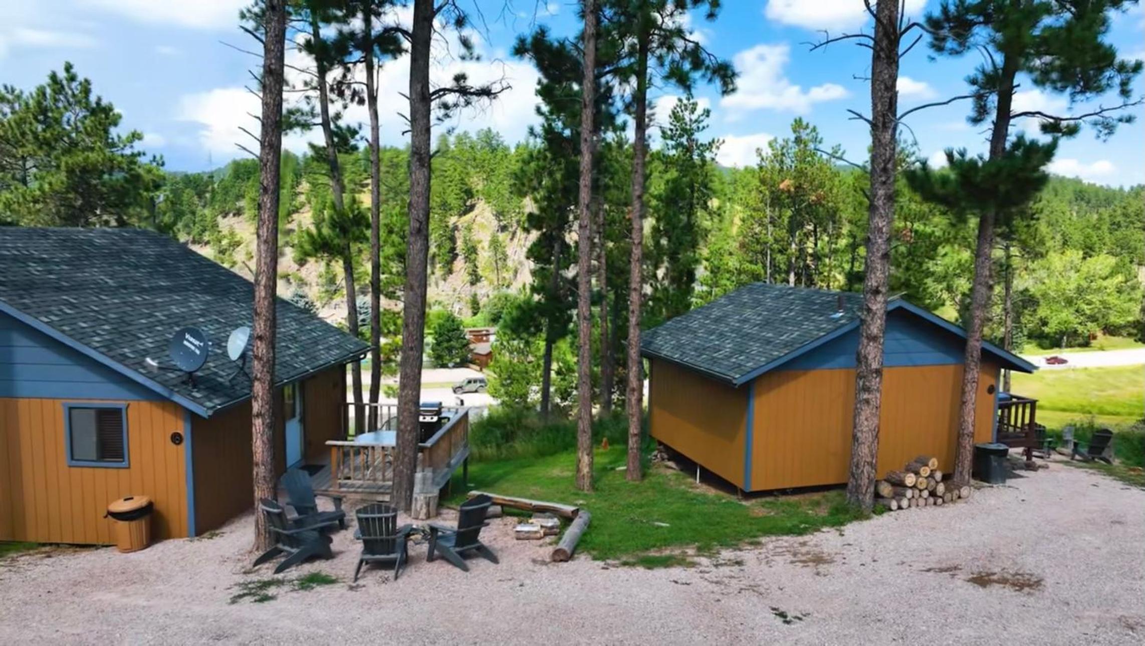 Mountain View Lodge & Cabins