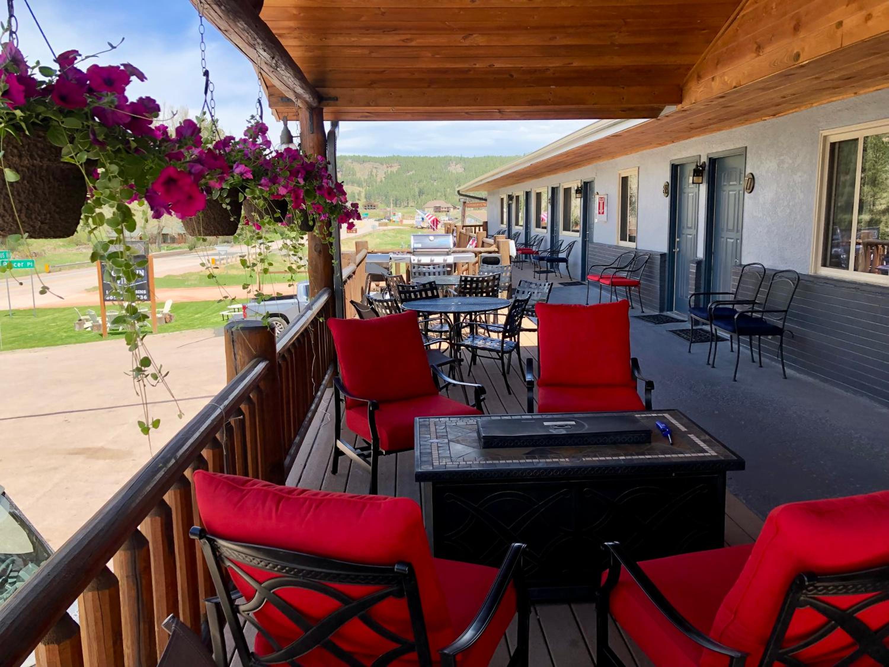 Mountain View Lodge & Cabins