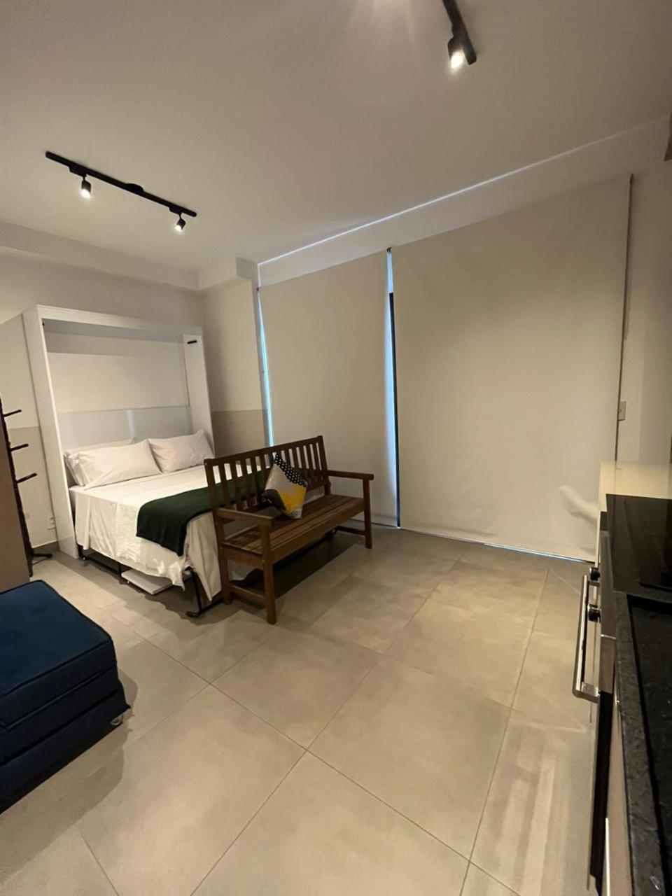 Flat Deluxe com Varanda e Vista no Jardins - VN Capote Luxuoso