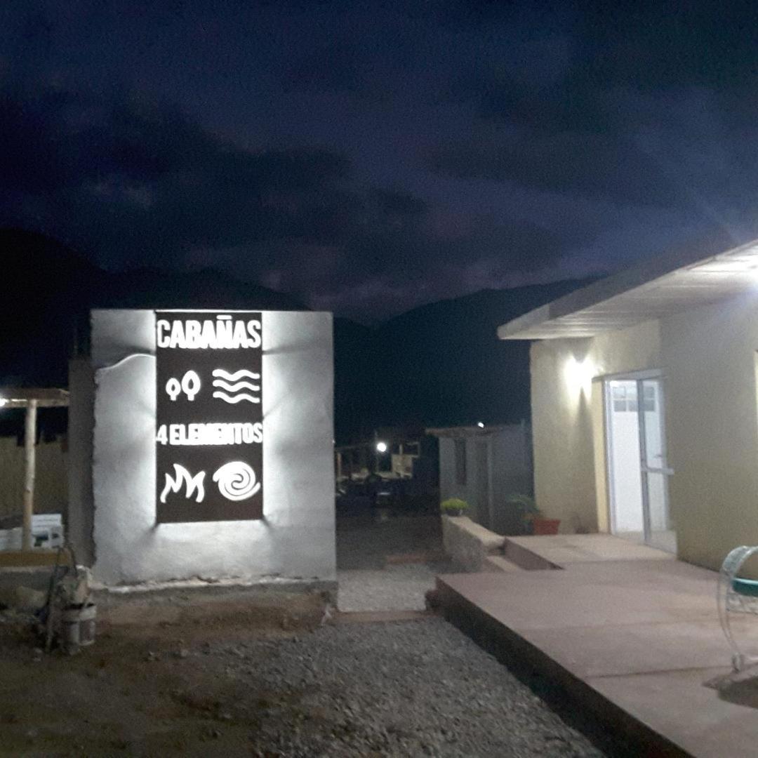 4 ELEMENTOS