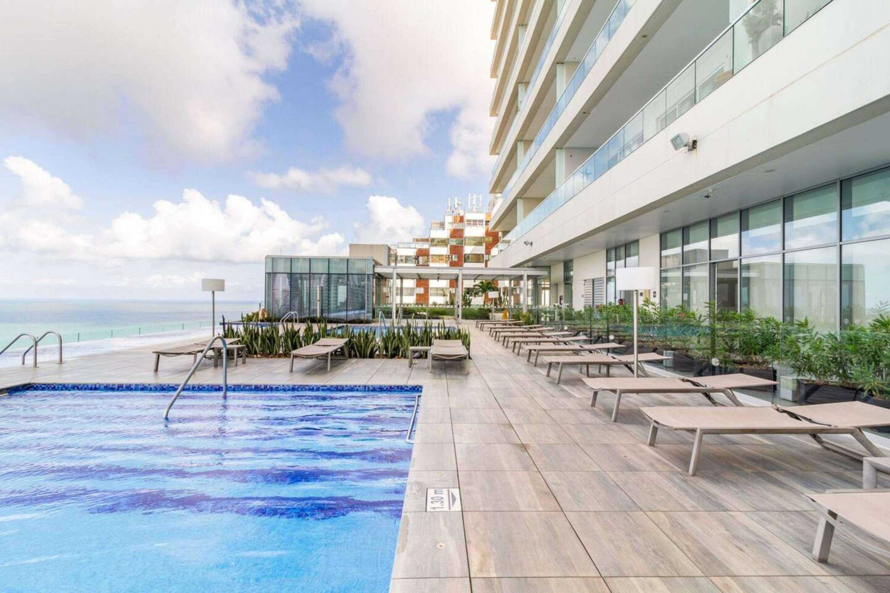 Apartasuites Edificio H2 - Vistas al Mar & Bahia