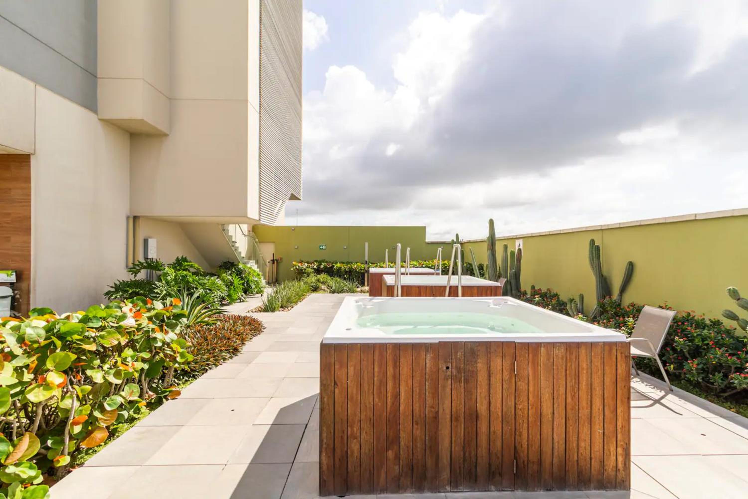 Apartasuites Edificio H2 - Vistas al Mar & Bahia
