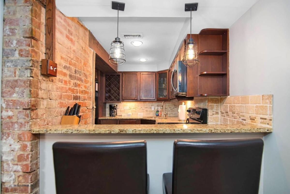 City Living In the Heart of 4th Ward~1BD 1BA view 4