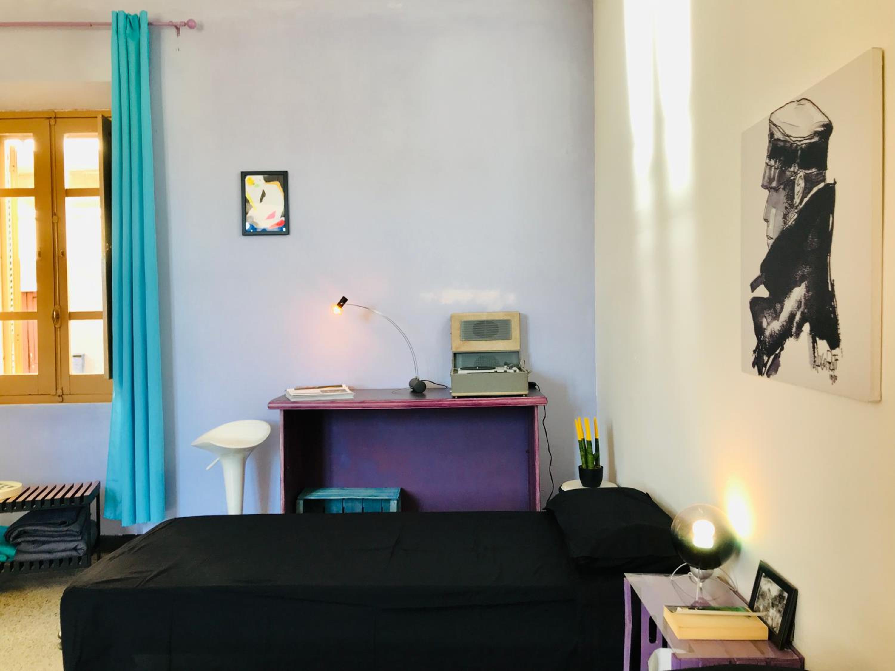 hotel room