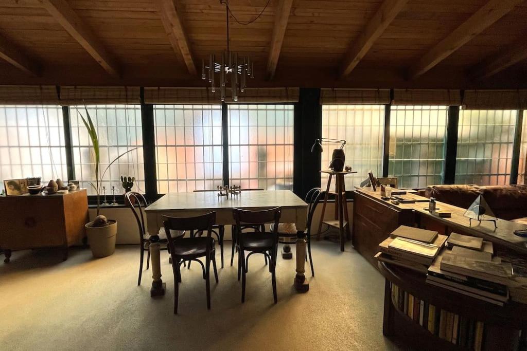 Charming Loft for Art lovers
