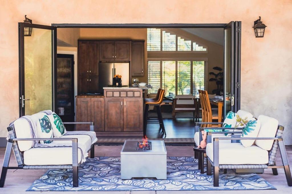 Hotel Resort style back yard heated pool and spa - Image 1