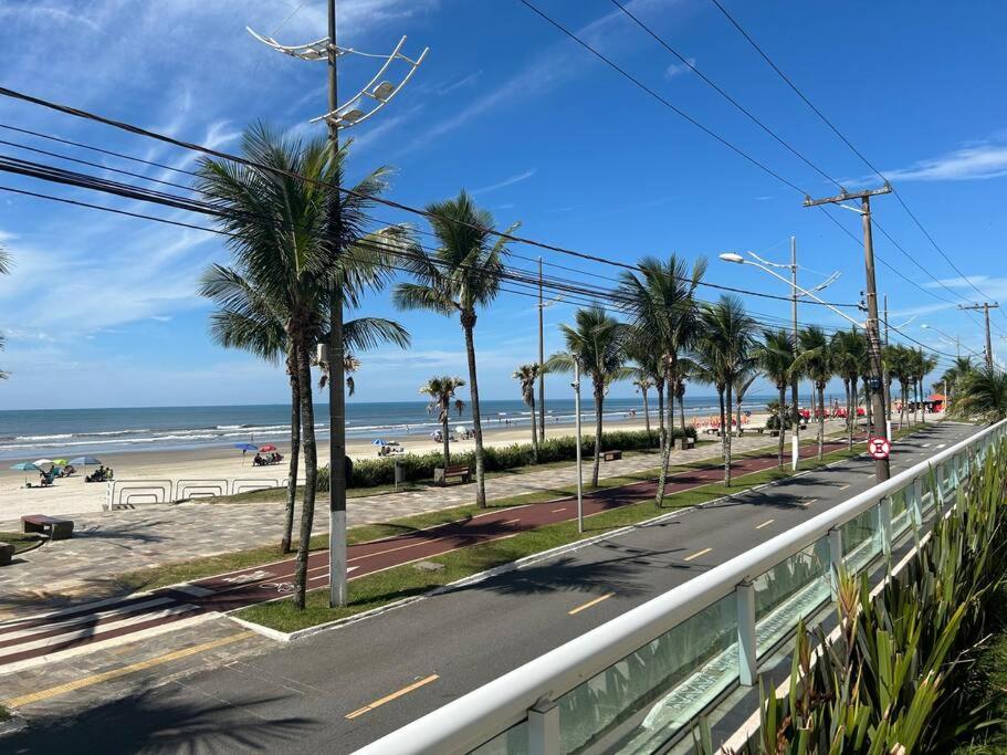 Pé na areia, Solemar Praia grande