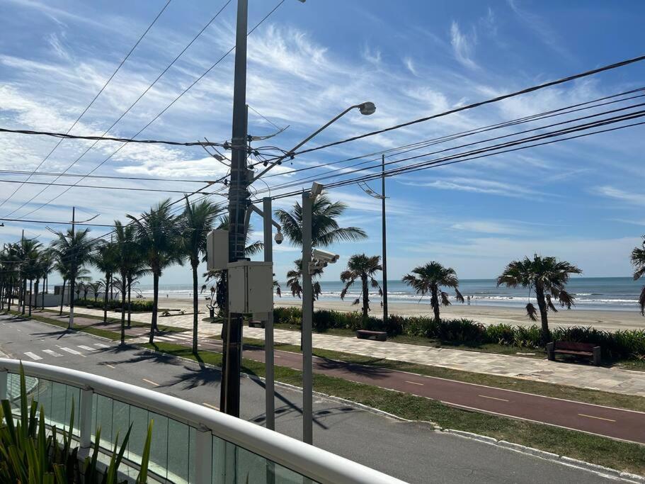 Pé na areia, Solemar Praia grande