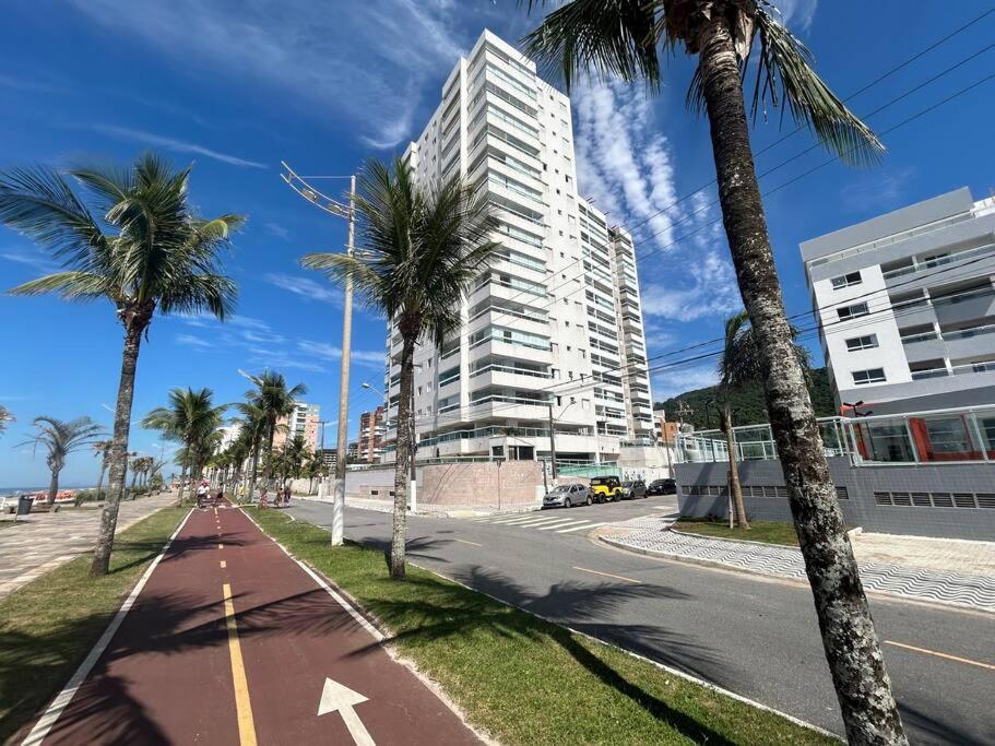 Pé na areia, Solemar Praia grande
