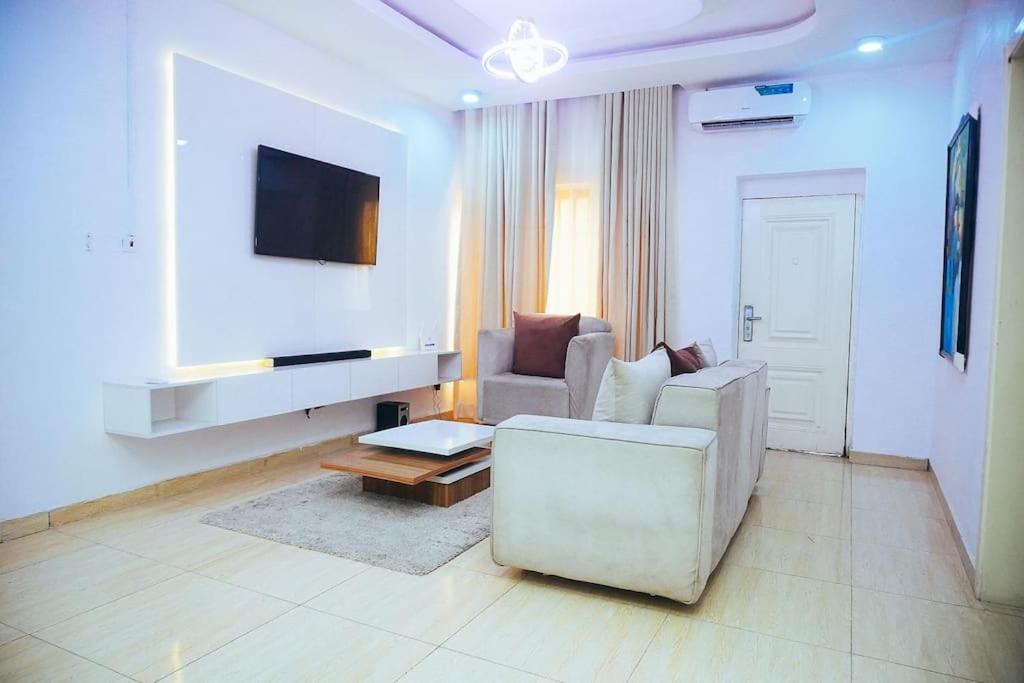 Apartment in Lekki view 5