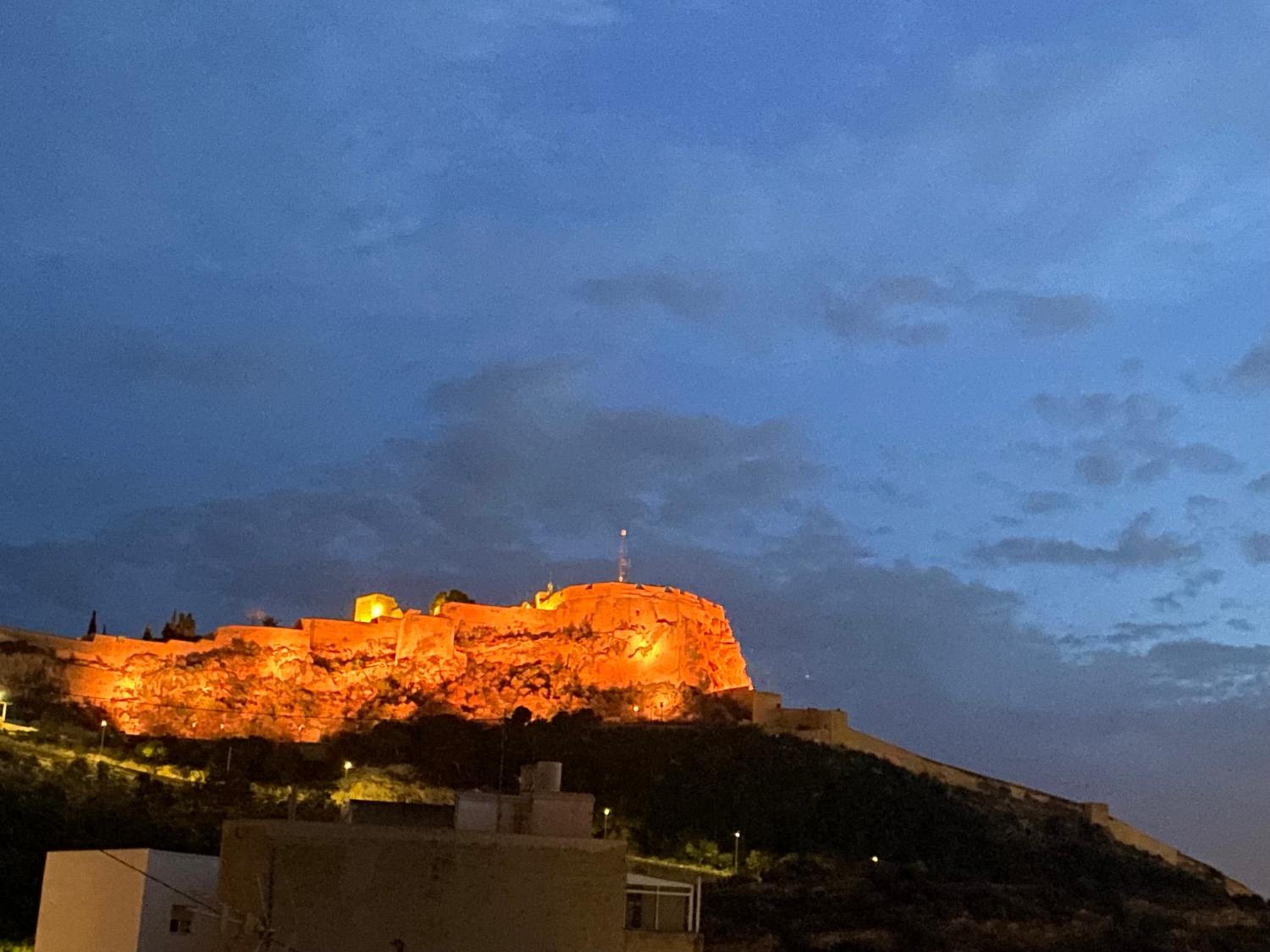Atico Dos Alturas Alicante view 3