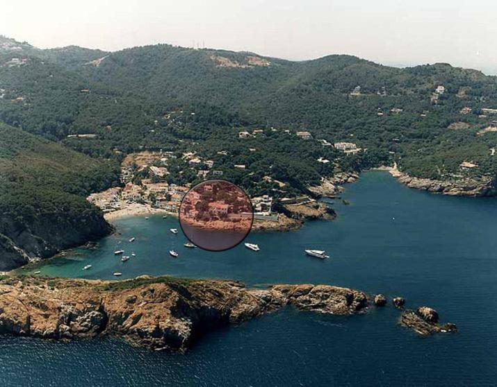 Hotel Com en un vaixell - Image 1