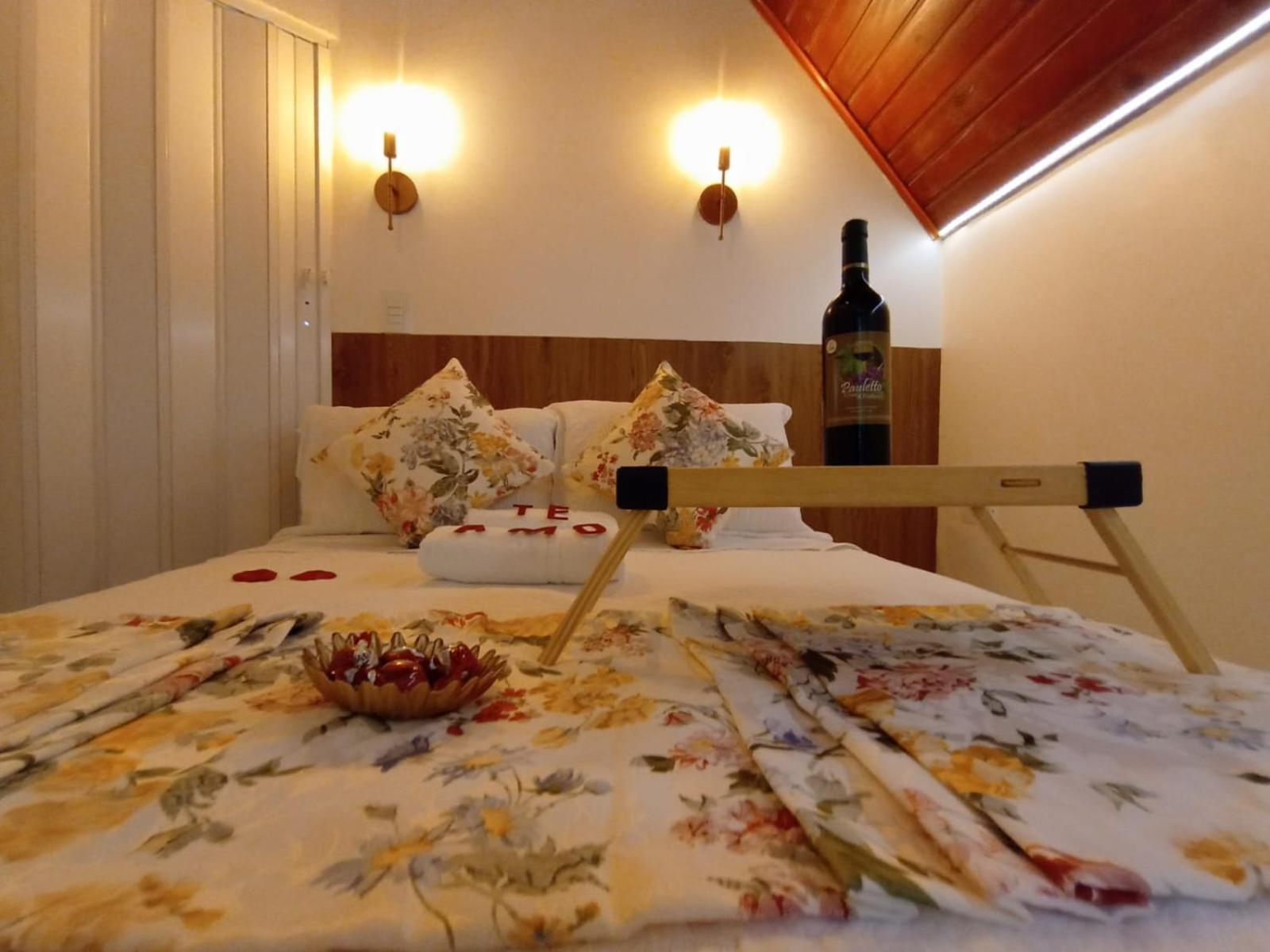 Casa da Vovó na Pousada Sitio Pauletto - com Cozinha, Churrasqueira e Decoração