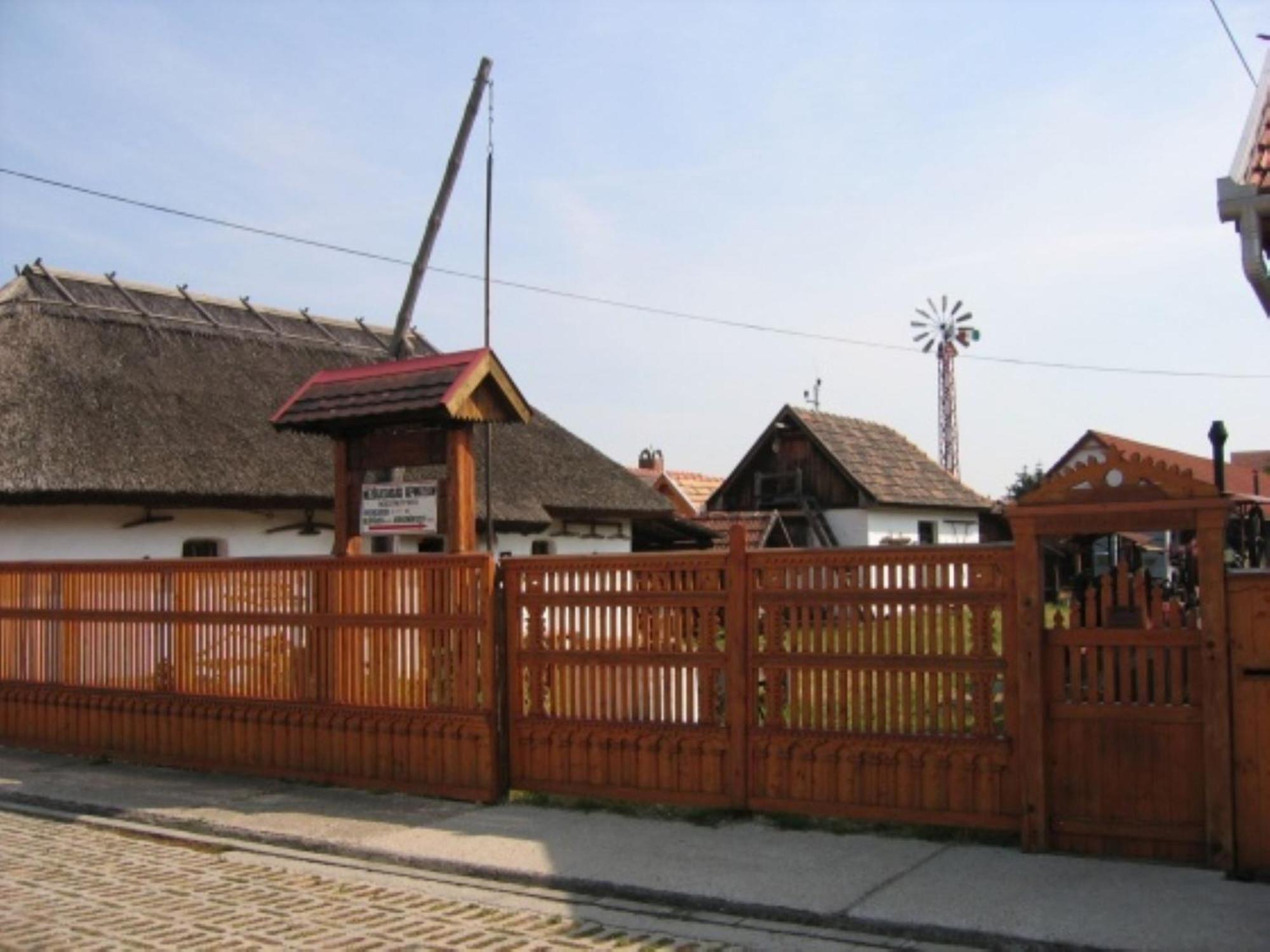 Photo 29