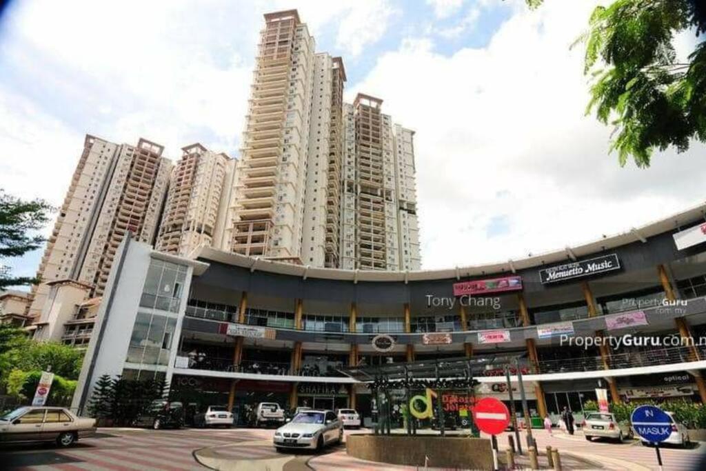 Master room (kuala lumpur) (shear unit ) seri Maya